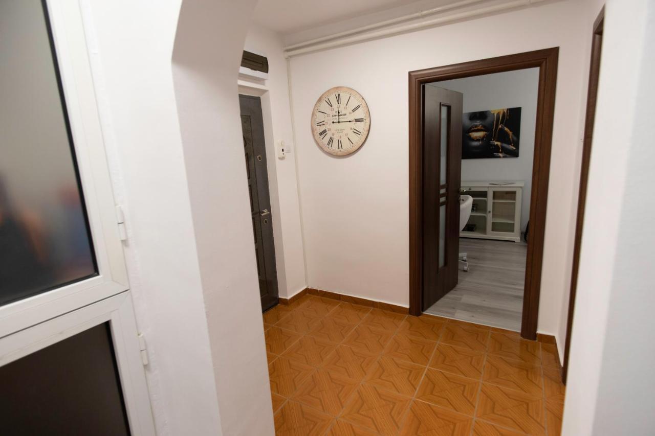 White Glamour Buzău Exterior foto
